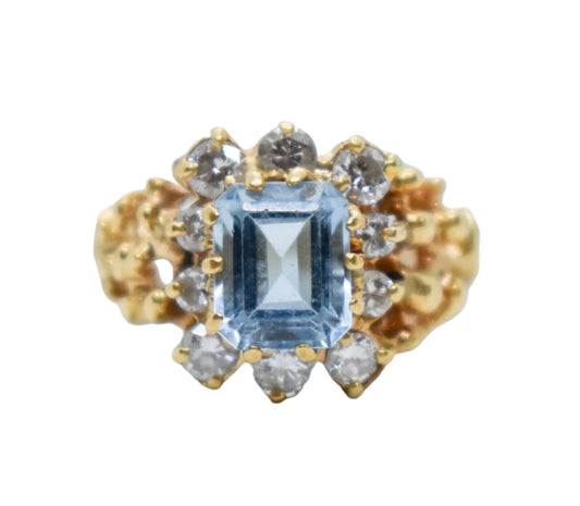 Vintage Unique 14k Yellow Gold Aquamarine and Diamond Ring Size 6