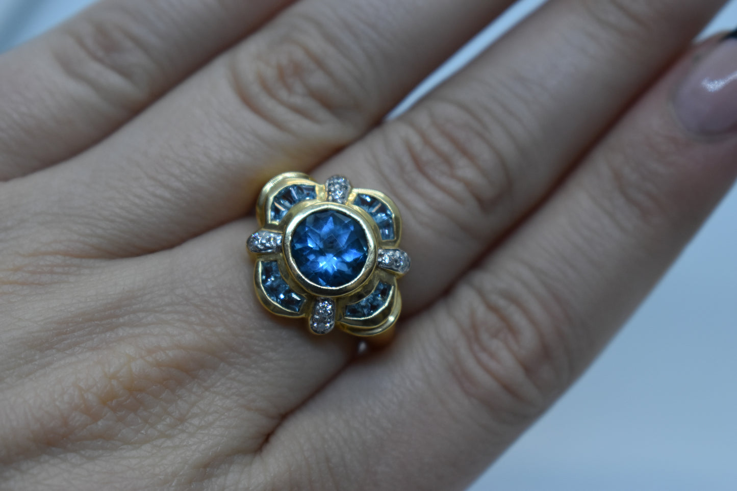 Vintage 14k Yellow Gold Blue Topaz and Diamond Size 7 1/2