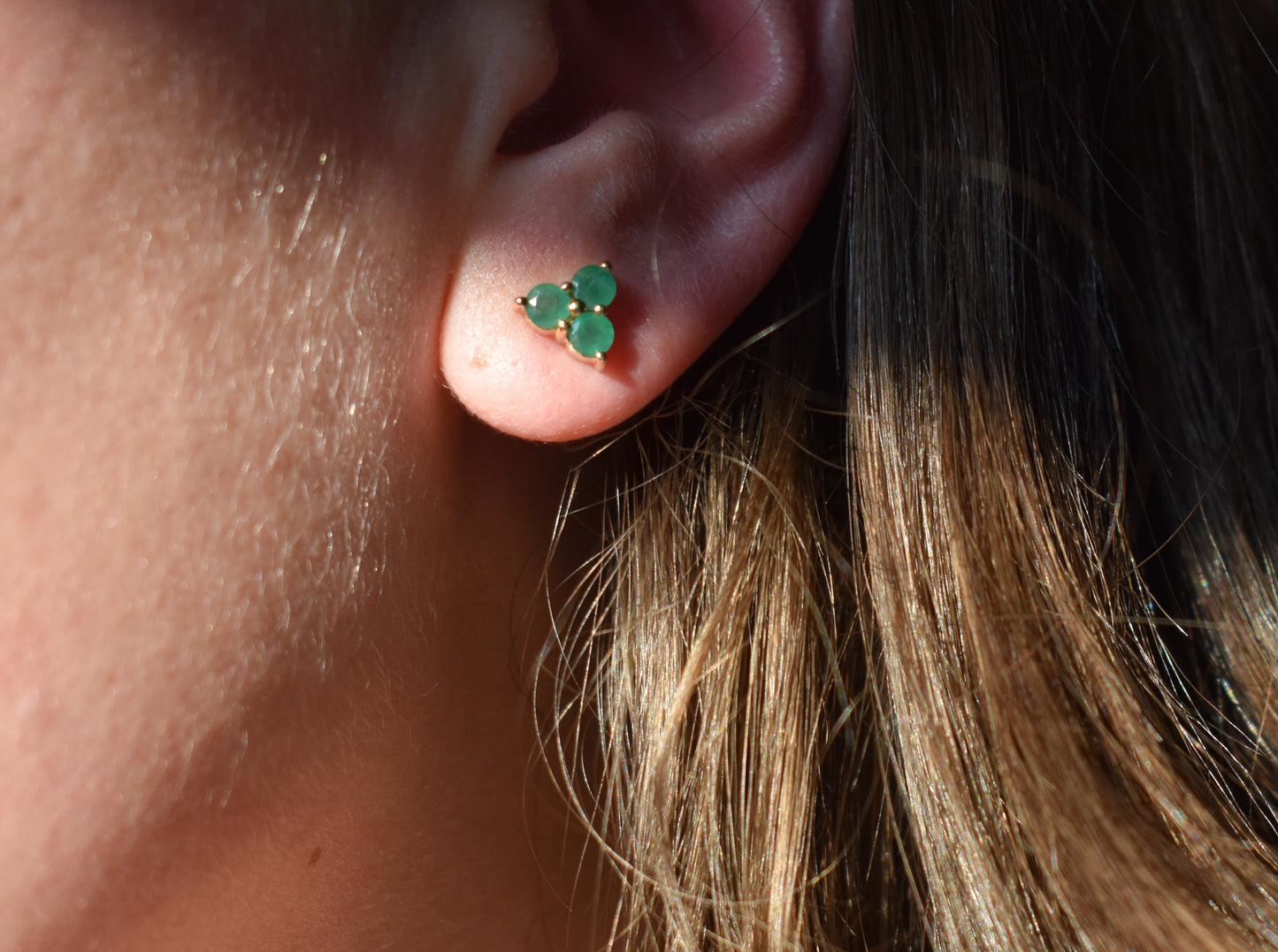 Vintage 14K Yellow Gold Triple Round Emerald Stud Earrings