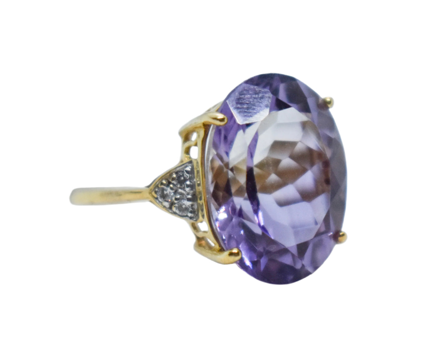 Vintage 14k Yellow Gold Large Amethyst and Diamond Ring Size 6 1/2