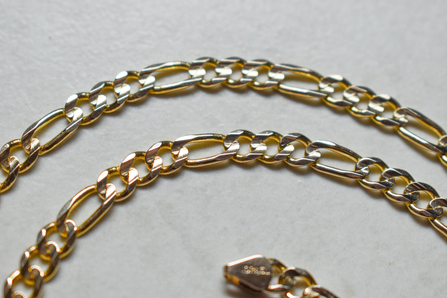 Vintage 14k Yellow Gold Solid Figaro Chain Necklace 20"