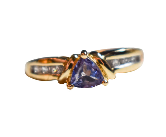 Vintage 14k Yellow Gold Trillion Tanzanite and Diamond Ring Size 6