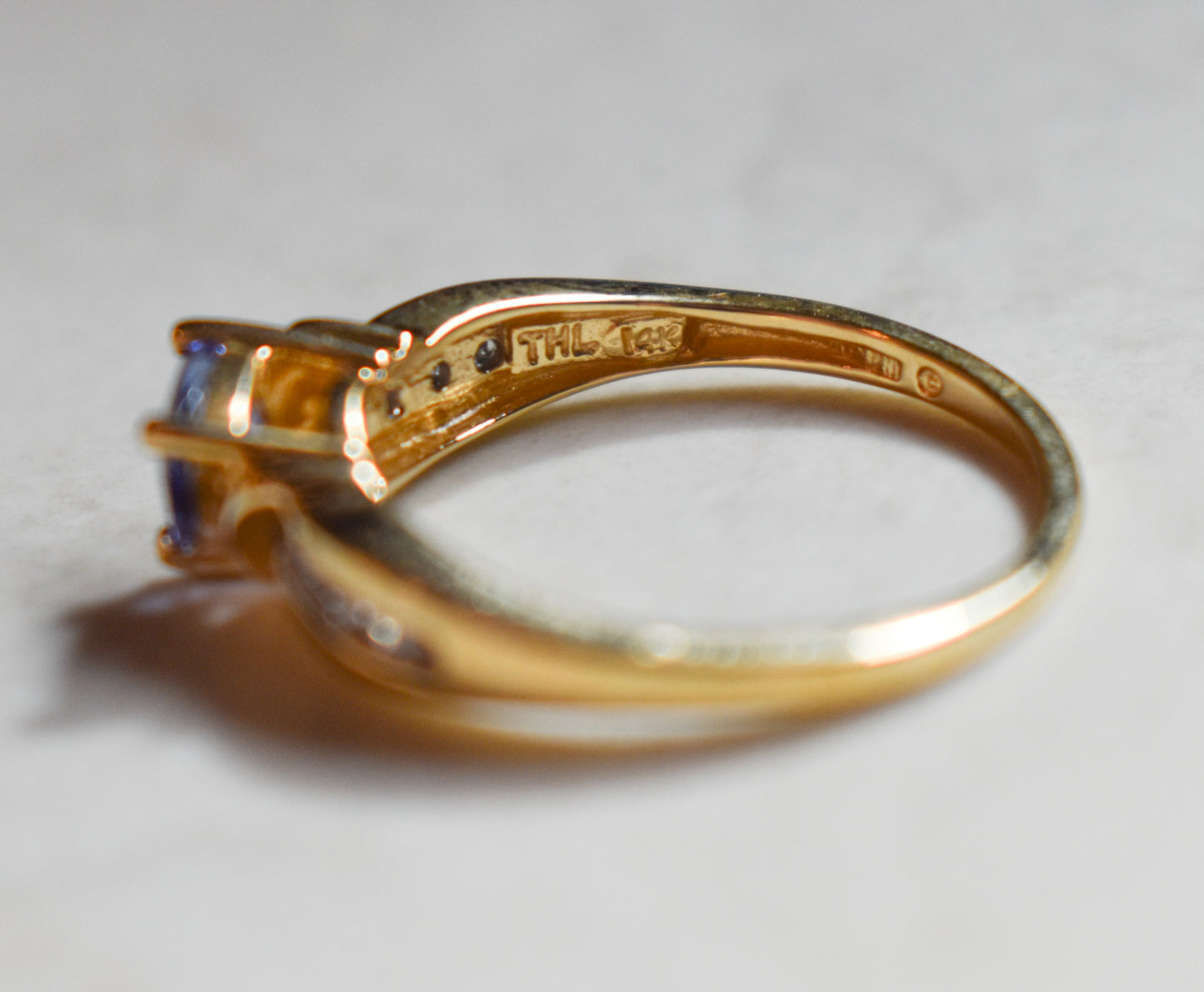 Vintage 14k Yellow Gold Trillion Tanzanite and Diamond Ring Size 6