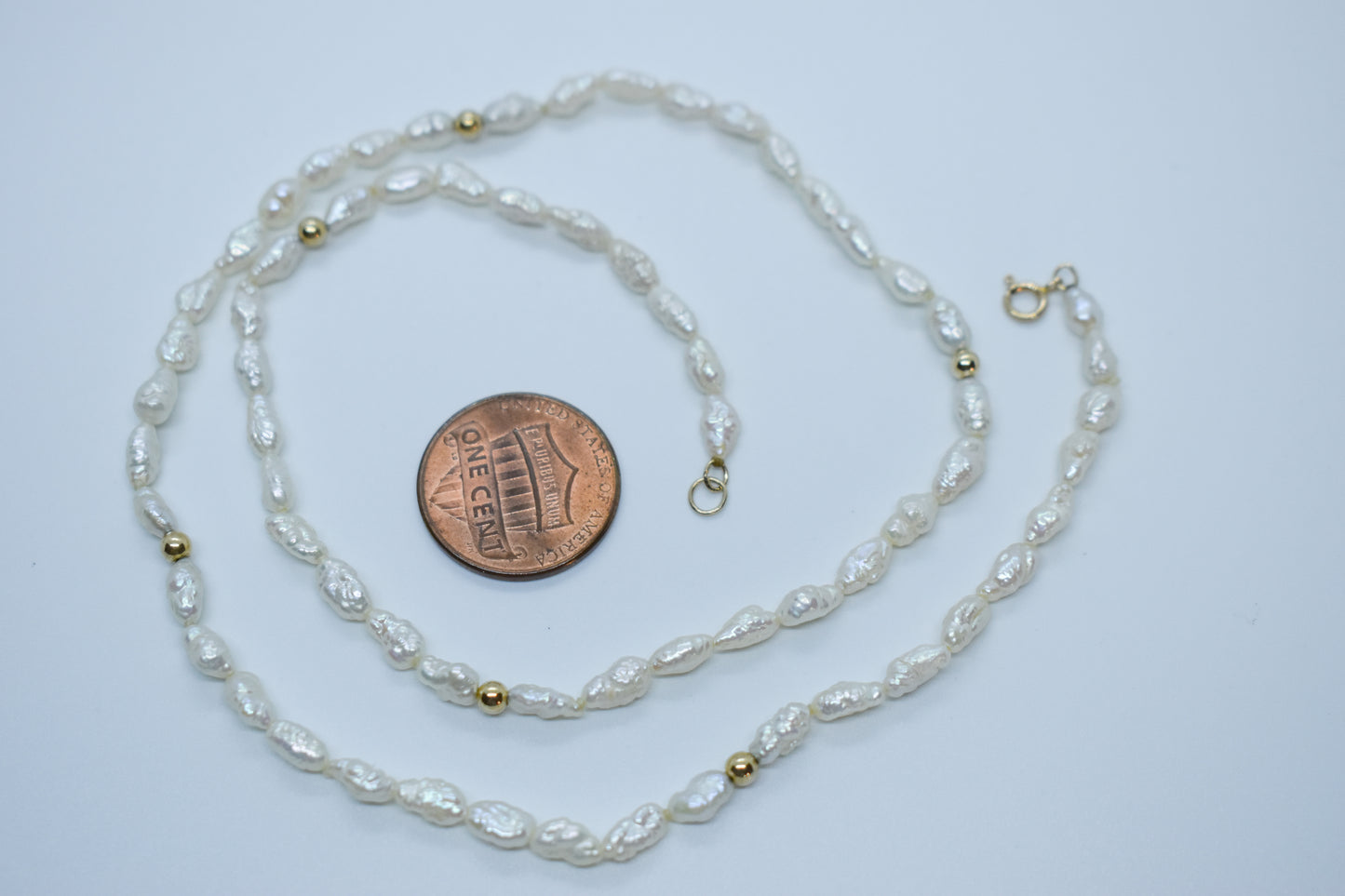Vintage 14k Yellow Gold Saltwater Pearl and Gold Ball Necklace 18"