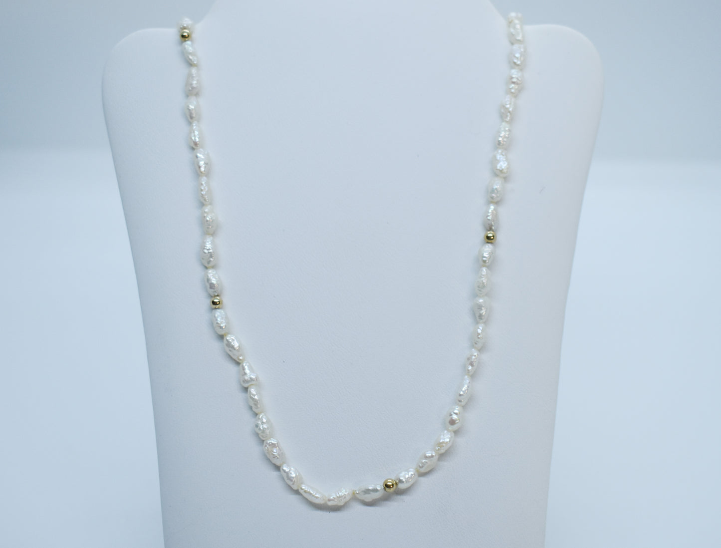 Vintage 14k Yellow Gold Saltwater Pearl and Gold Ball Necklace 18"