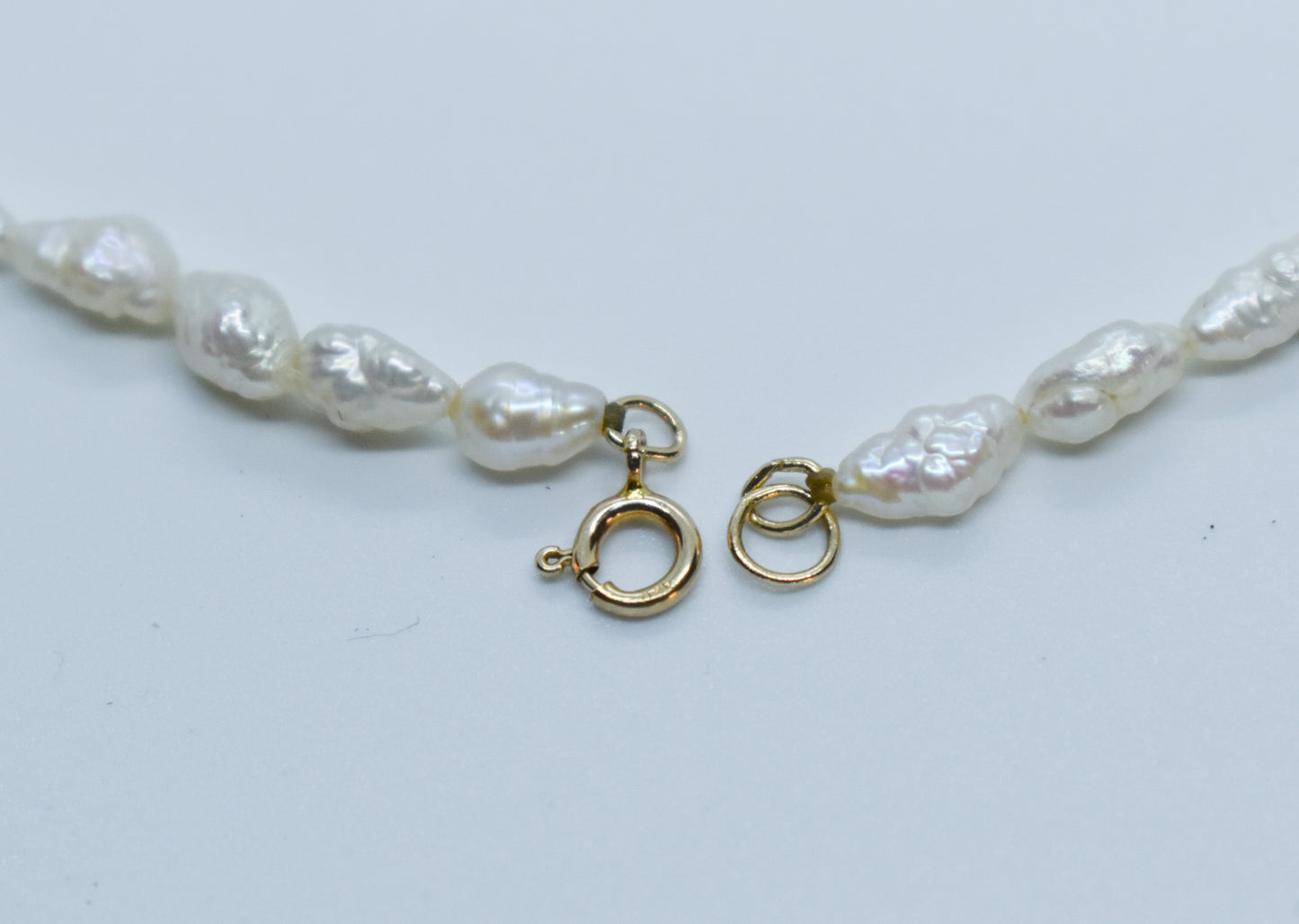 Vintage 14k Yellow Gold Saltwater Pearl and Gold Ball Necklace 18"