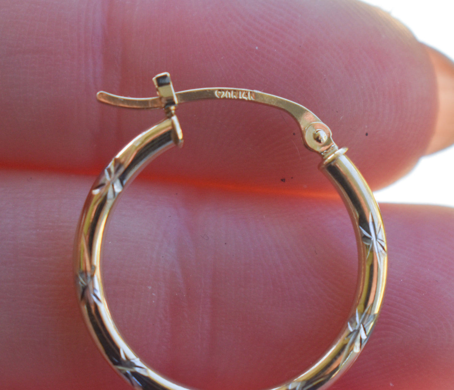 Vintage 14k Yellow Gold Hollow Diamond-Cut Hoop Earrings