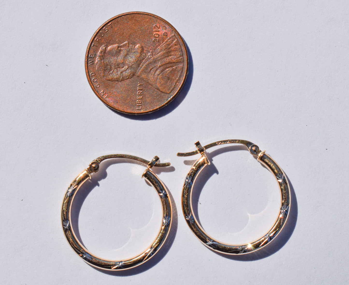 Vintage 14k Yellow Gold Hollow Diamond-Cut Hoop Earrings