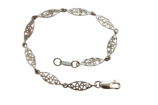 Vintage 14k Yellow Gold Filigree Bracelet 7"