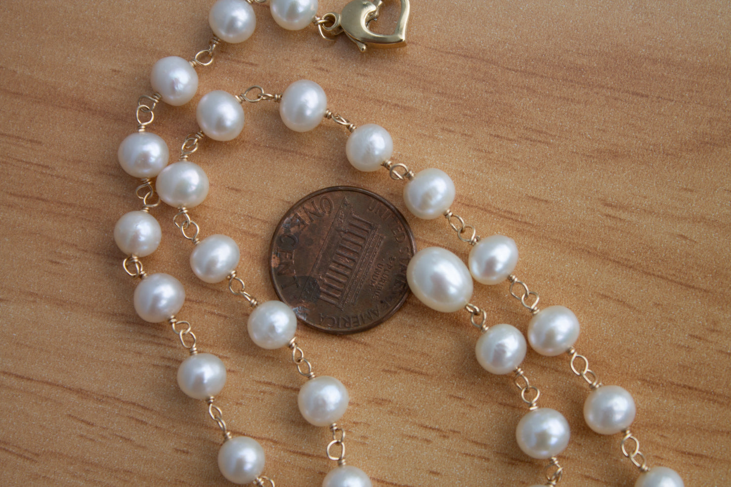 Vintage 14k Yellow Gold White Pearl and Gold Wire Necklace Heart Clasp 17"