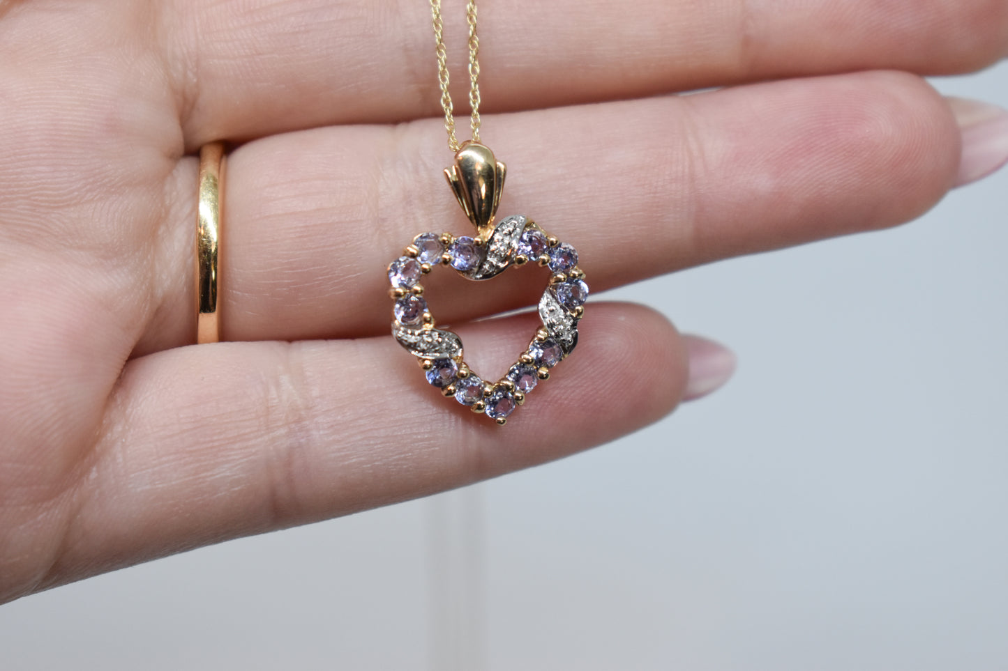 Vintage 14k Yellow Gold Tanzanite & Diamond Heart Pendant Necklace
