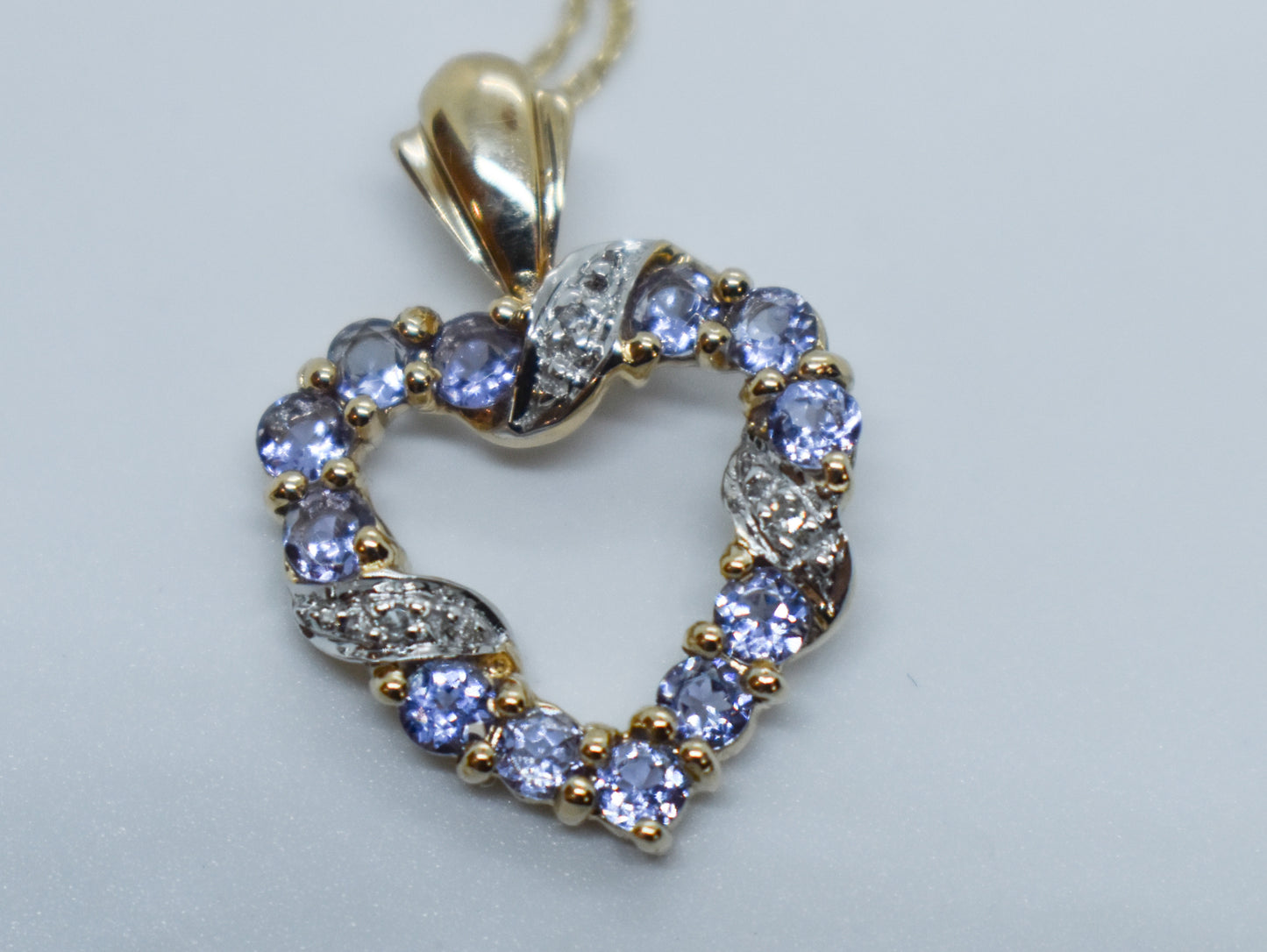 Vintage 14k Yellow Gold Tanzanite & Diamond Heart Pendant Necklace